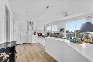 Photo #2: OC22248094 Listing