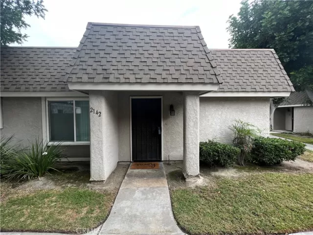 MLS: OC22249026 Condo For Sale