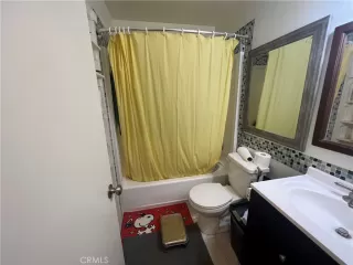 Photo #5: OC22249026 Listing