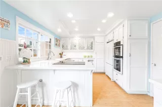 Photo #3: OC22249084 Listing 