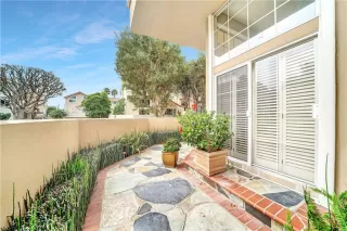 Photo #3: OC22249440 Listing 