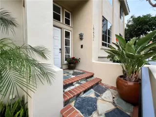 Photo #5: OC22249440 Listing 