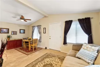 Photo #5: OC22249760 Listing 