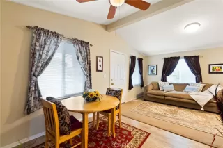 Photo #6: OC22249760 Listing 