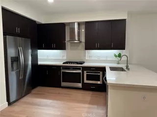 Photo #1: OC22249983 Listing