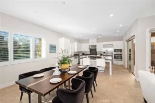 Photo #4: OC22251431 Listing