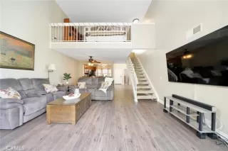 Photo #1: OC22251532 Listing