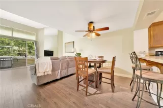 Photo #4: OC22251532 Listing