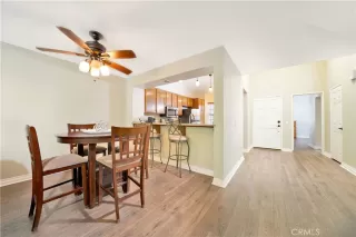 Photo #5: OC22251532 Listing