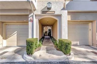 Photo #2: OC22251784 Listing