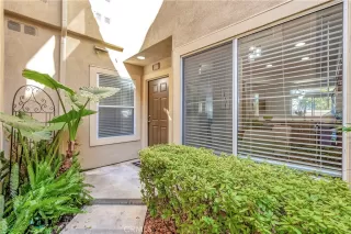 Photo #6: OC22251784 Listing