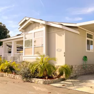 Photo #2: OC22251859 Listing 