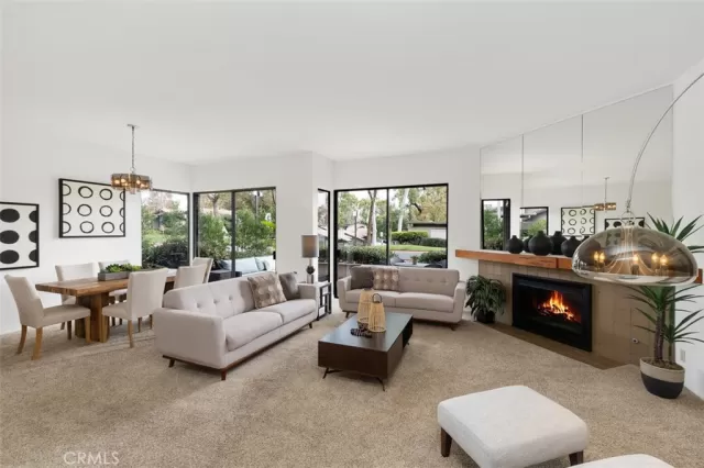 MLS: OC22251885 Condo For Sale