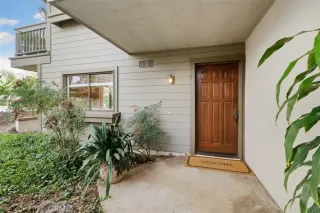 Photo #3: OC22251885 Listing