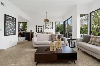 Photo #6: OC22251885 Listing