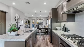 Photo #3: OC22252407 Listing