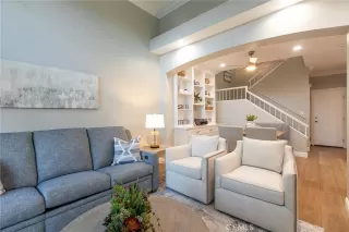 Photo #4: OC22252743 Listing