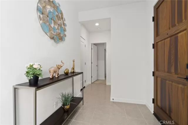 MLS: OC22252808 Condo For Sale