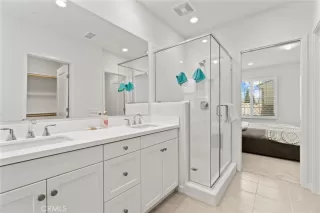 Photo #5: OC22252808 Listing