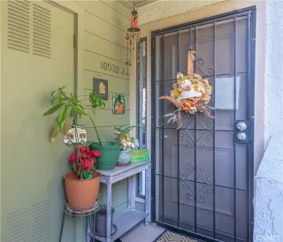 Photo #2: OC22252878 Listing 