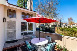 Photo #2: OC22253056 Listing