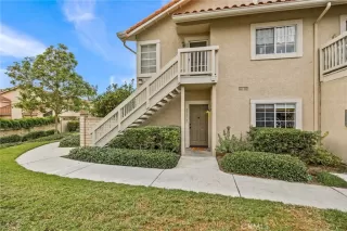 Photo #4: OC22253418 Listing 