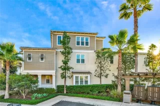 Photo #3: OC22254163 Listing