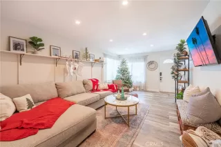 Photo #3: OC22254587 Listing