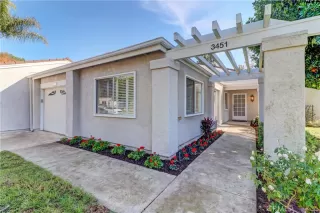 Photo #2: OC22254788 Listing