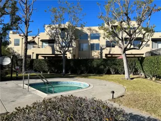 Photo #2: OC22254809 Listing