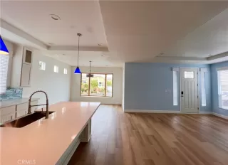 Photo #2: OC22254891 Listing 