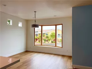 Photo #3: OC22254891 Listing 