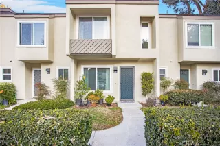 Photo #1: OC22255316 Listing 