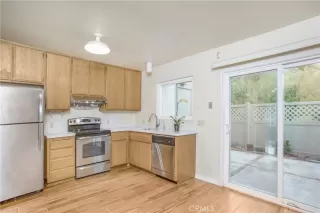 Photo #4: OC22255316 Listing 