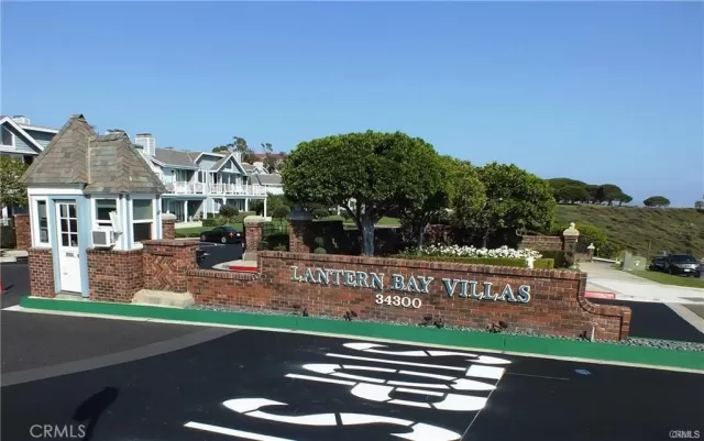 MLS: OC22255495 Condo For Sale