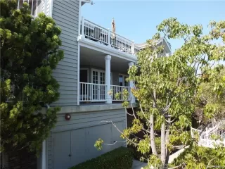 Photo #2: OC22255495 Listing 