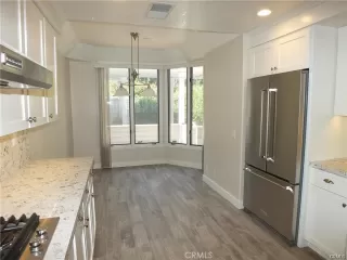 Photo #4: OC22255495 Listing 