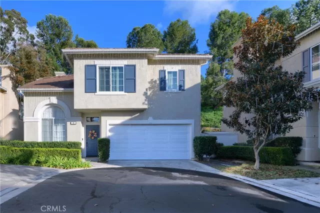 MLS: OC22255525 Condo For Sale