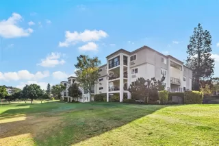 Photo #3: OC22255712 Listing