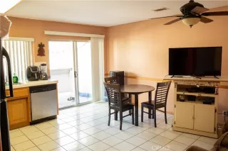 Photo #6: OC22255865 Listing 