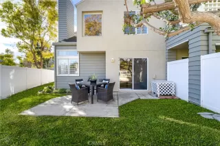 Photo #2: OC22255912 Listing 