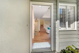 Photo #4: OC22255912 Listing 