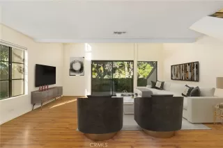 Photo #1: OC22256209 Listing 