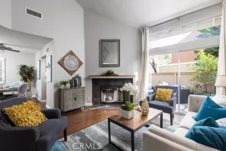 Photo #4: OC22256693 Listing 