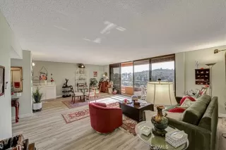 Photo #1: OC22256922 Listing