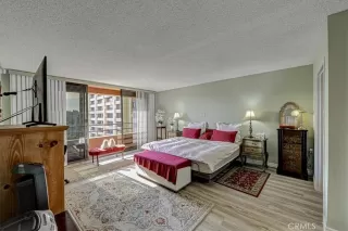 Photo #5: OC22256922 Listing