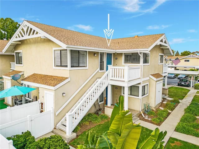 MLS: OC22256937 Condo For Sale