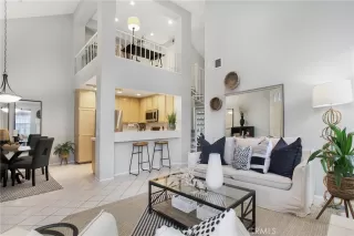 Photo #1: OC22256950 Listing 