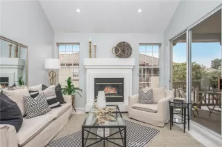 Photo #2: OC22256950 Listing 