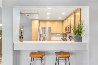 Photo #3: OC22256950 Listing 